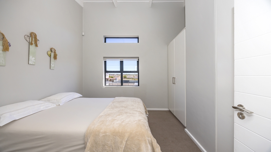 4 Bedroom Property for Sale in Parklands North Western Cape